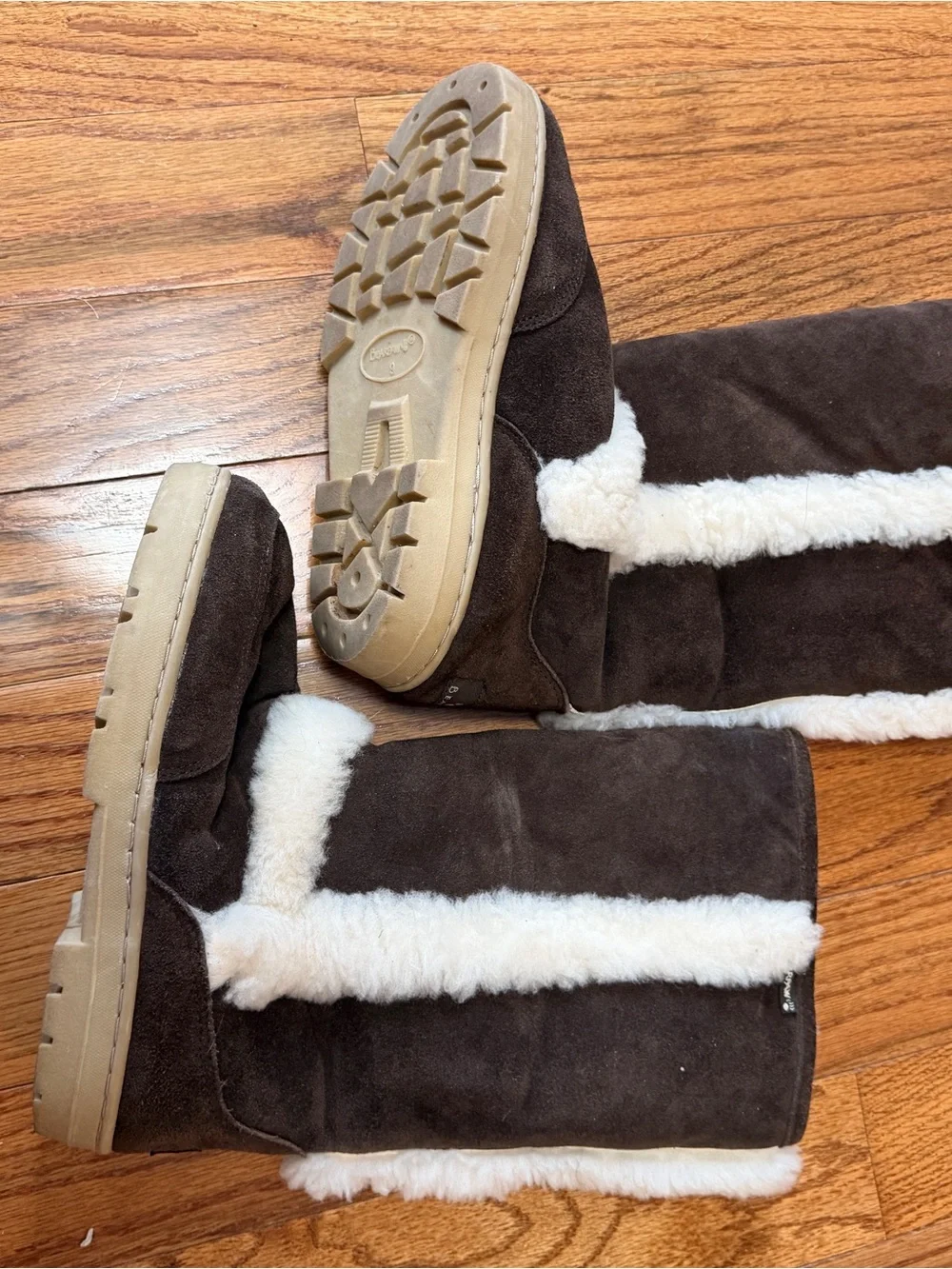 BEARPAW Koda Brown Suede Sheepskin Fur Trim Tall Boots Womens Size 9⁠